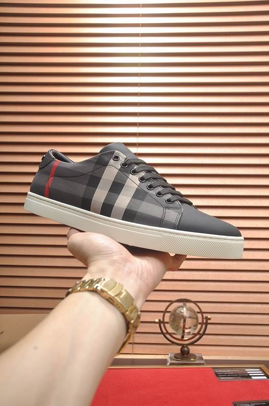 Burberry sz38-44 hnq0142
